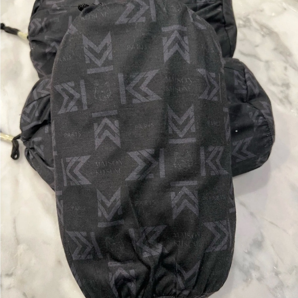 *NEW* 2026 Latest EVA x Maison Kitsuné Royal Laurel/Business Pajama Black - Picture 4 of 4
